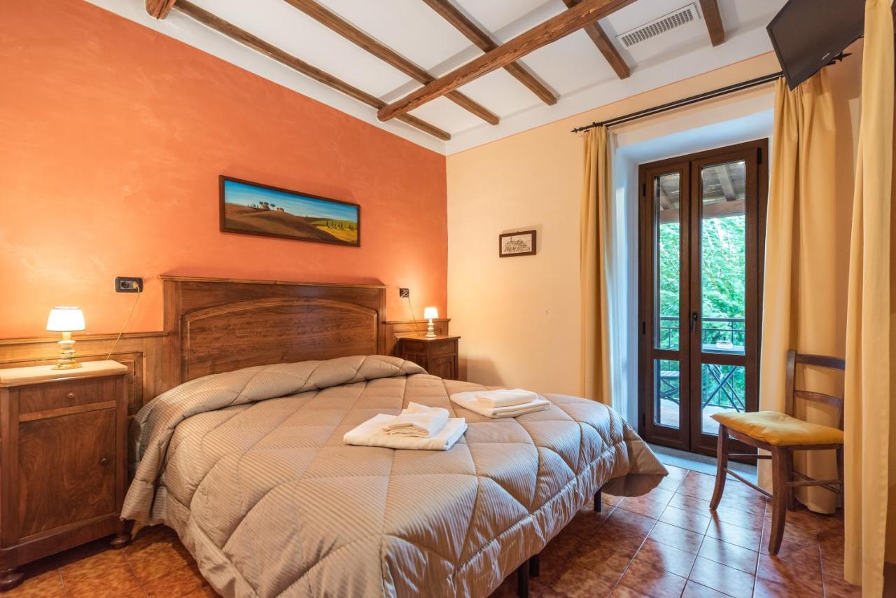 Casale Dei Gelsi Bed & Breakfast Castiglione In Teverina Eksteriør bilde