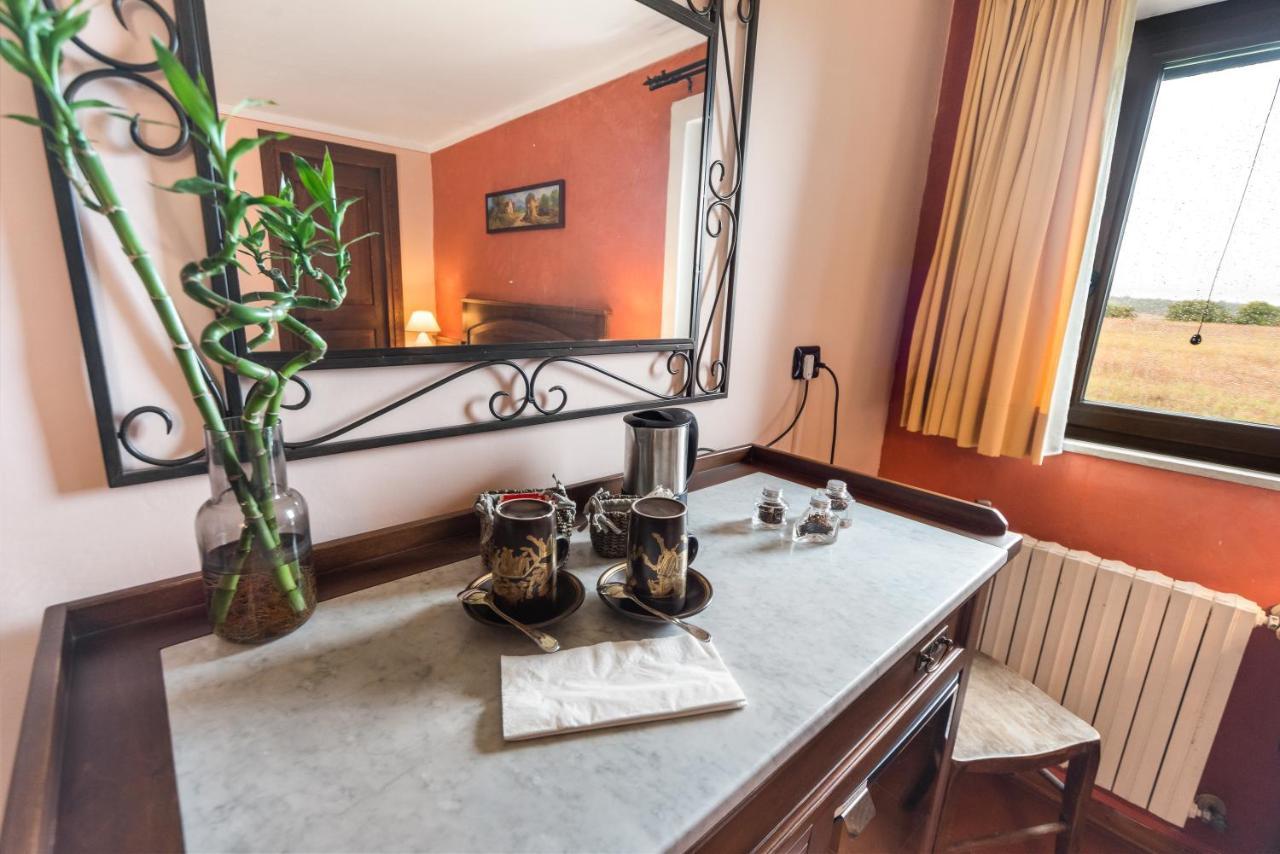 Casale Dei Gelsi Bed & Breakfast Castiglione In Teverina Eksteriør bilde