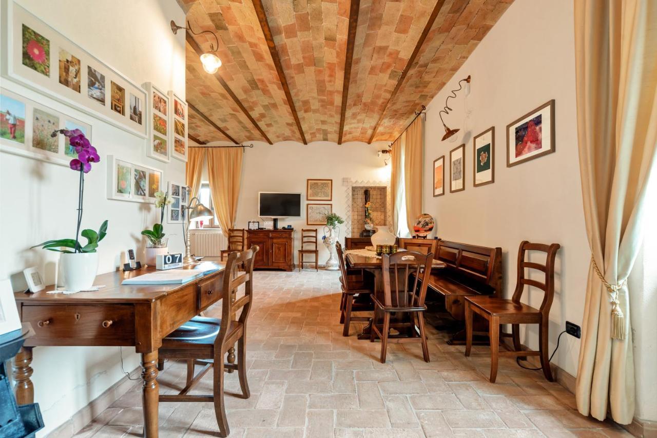 Casale Dei Gelsi Bed & Breakfast Castiglione In Teverina Eksteriør bilde